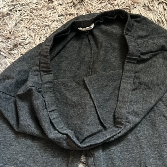 Grey “Slashed Leggings - Picture 3 of 4